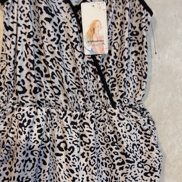 Chic Animal Print Jumpsuit - Picture 4 of 14
